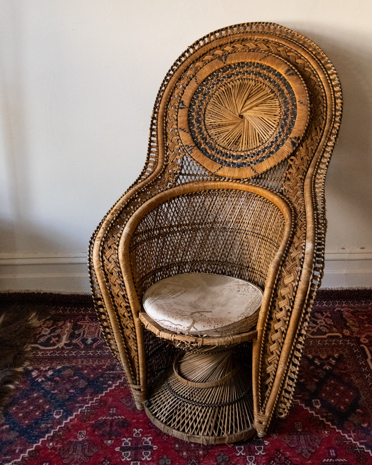Beautiful Vintage Peacock Chair